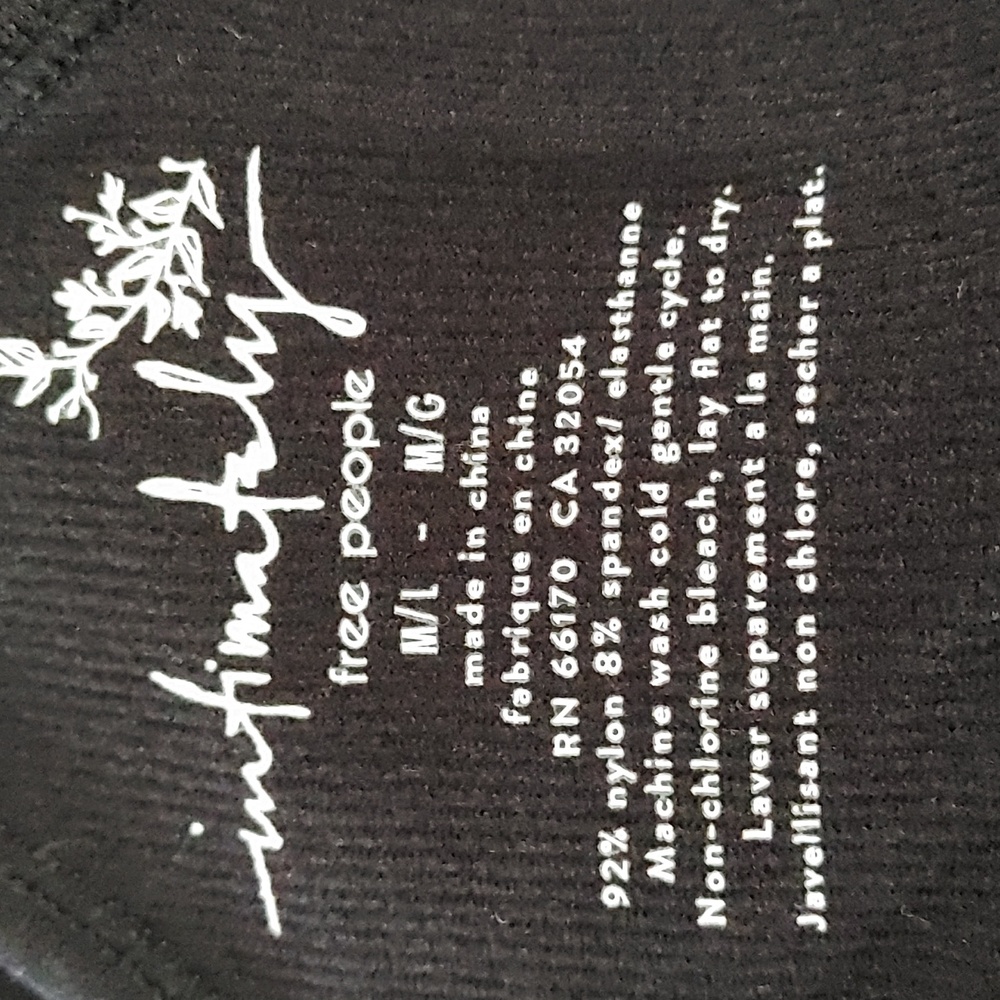 Intimately Free People Black Ribbed Tank Top M/L Razorback - Picture 2 of 3